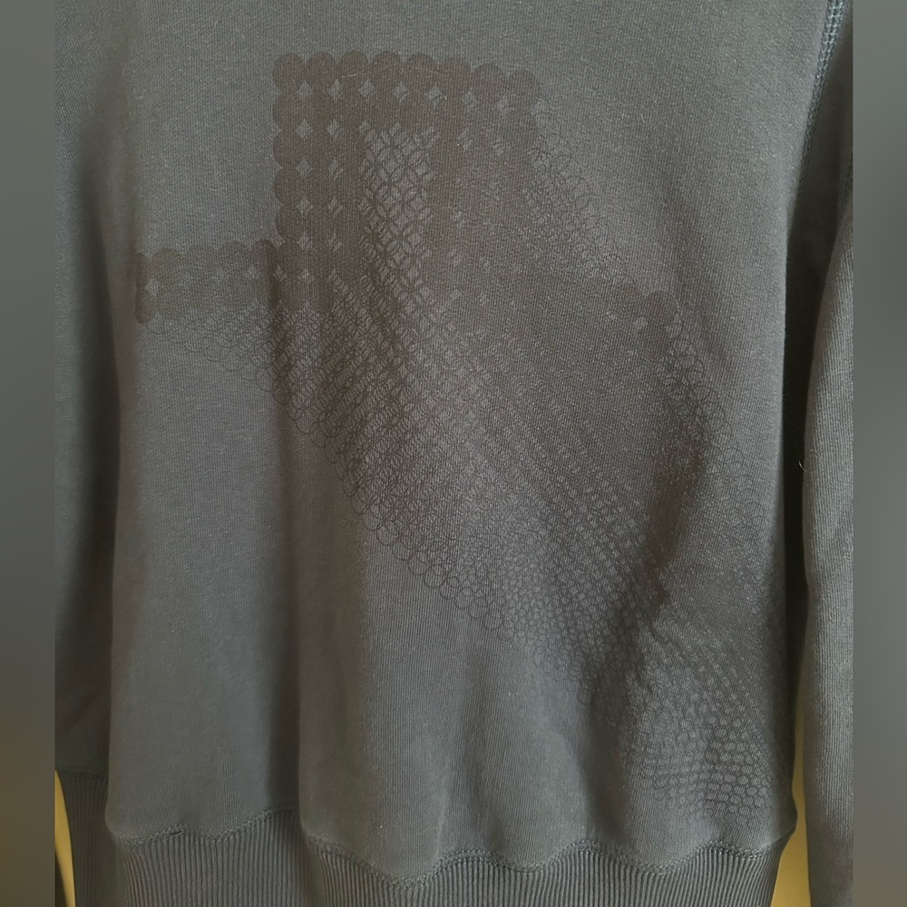 J Lindeberg Sweater - Picture 3 of 6